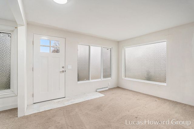 305 E Pine Street, Fremont, MI 49412