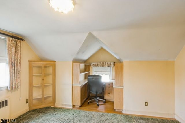 2100 Orchard Ter, Linden City, NJ 07036