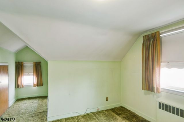 2100 Orchard Ter, Linden City, NJ 07036