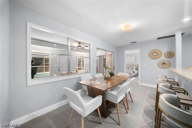4688 Pembrooke LN, Bonita Springs, FL 34134