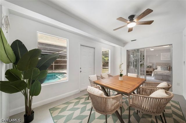 4688 Pembrooke LN, Bonita Springs, FL 34134
