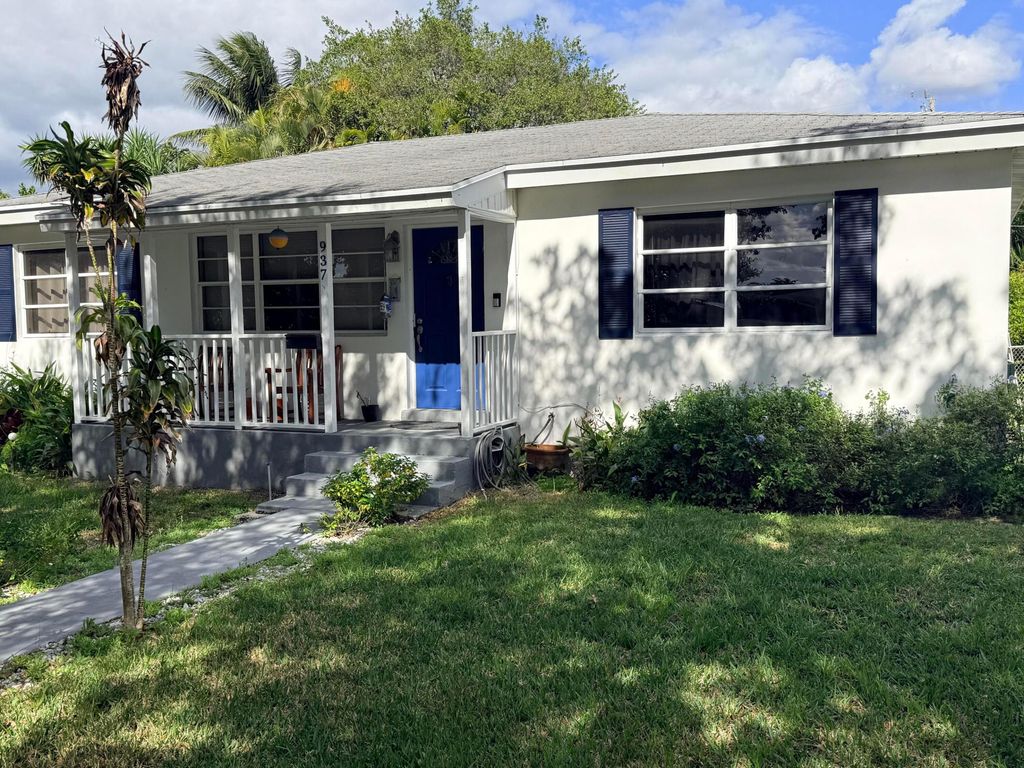 937 Upland, West Palm Beach, FL 33401