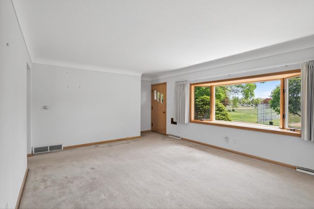625 Jefferson Street, Anoka, MN 55303