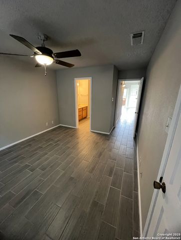 10955 Wurzbach Rd Apt 903, San Antonio, TX 78230