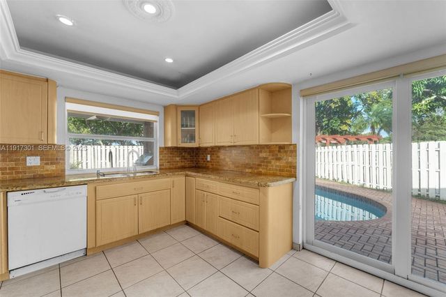 5110 SW 153rd Pl N, Miami, FL 33185