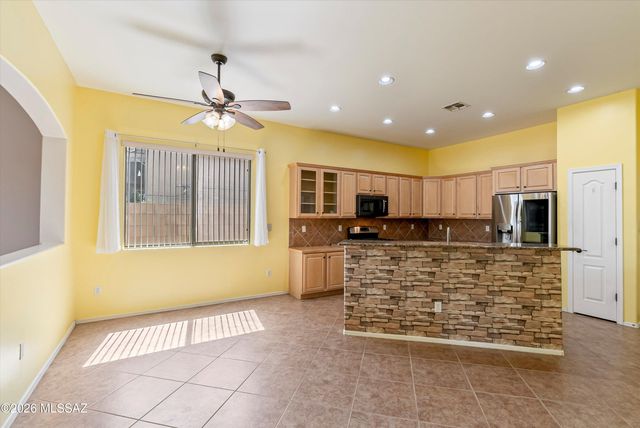 13623 E Aviara Place, Vail, AZ 85641