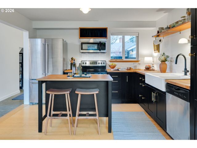 5405 Ne MASON St, Portland, OR 97218