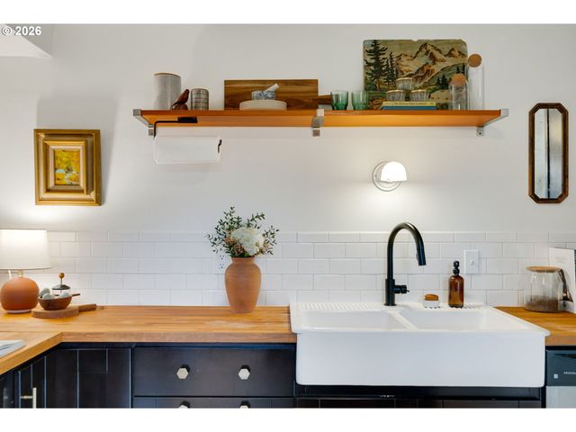 5405 Ne MASON St, Portland, OR 97218