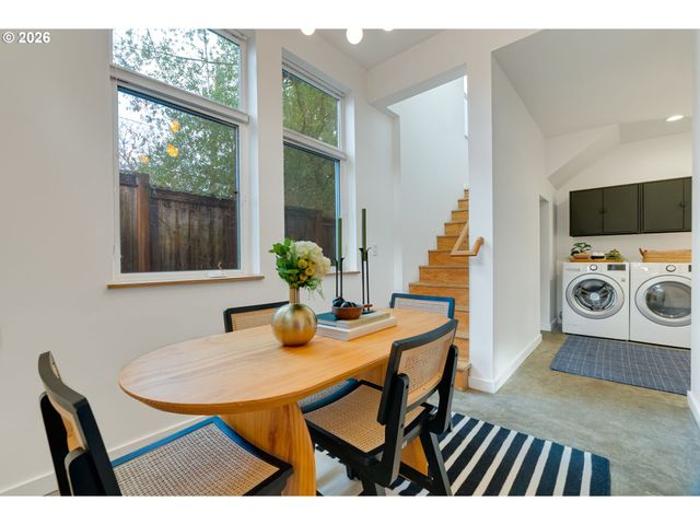 5405 Ne MASON St, Portland, OR 97218