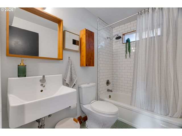 5405 Ne MASON St, Portland, OR 97218