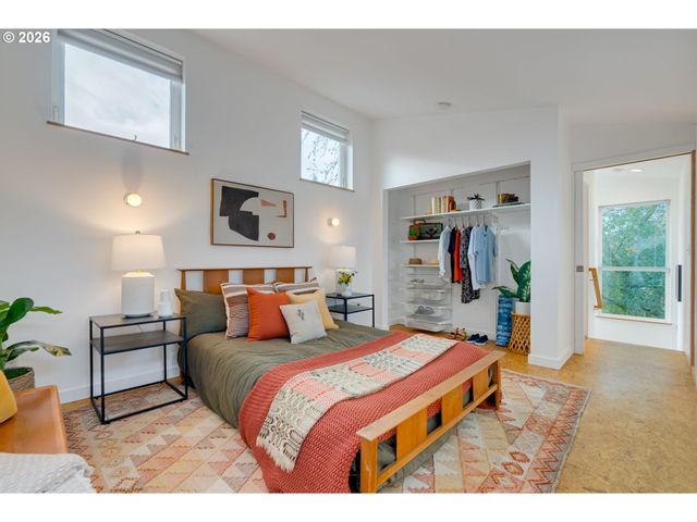 5405 Ne MASON St, Portland, OR 97218