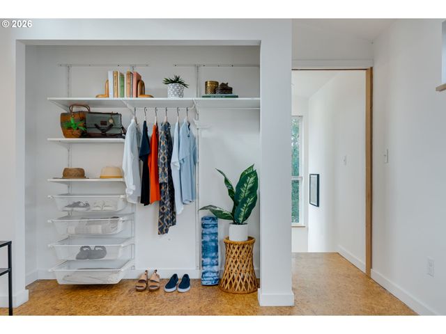 5405 Ne MASON St, Portland, OR 97218