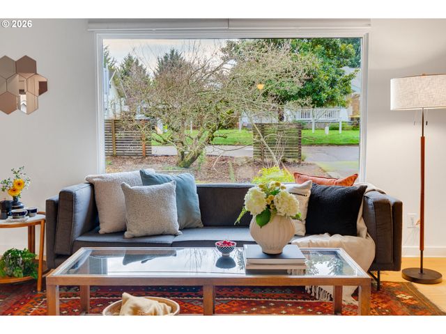 5405 Ne MASON St, Portland, OR 97218