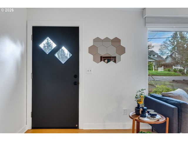 5405 Ne MASON St, Portland, OR 97218