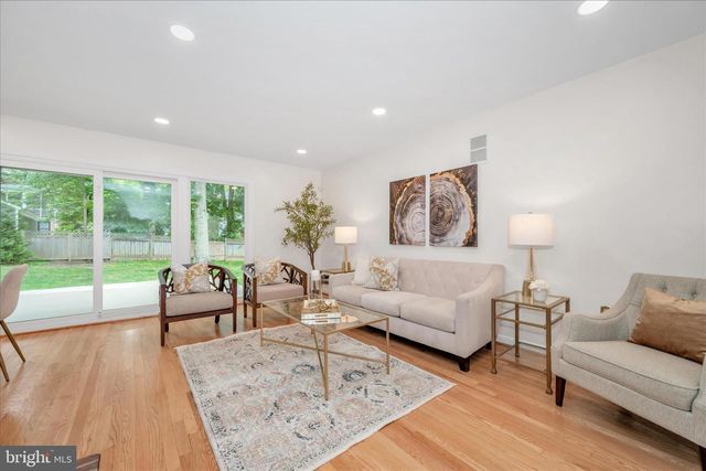 5602 HUNTINGTON PKWY, Bethesda, MD 20814