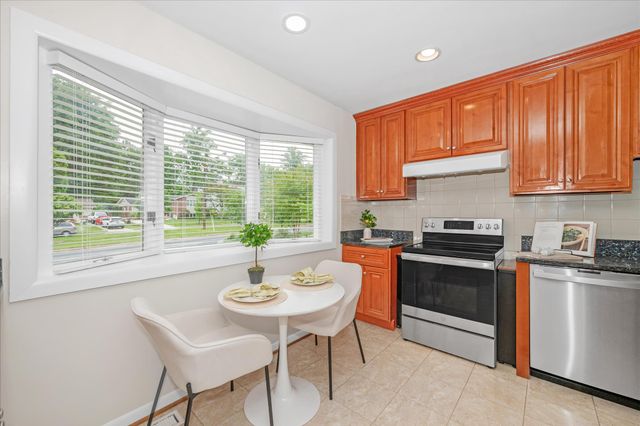 5602 HUNTINGTON PKWY, Bethesda, MD 20814