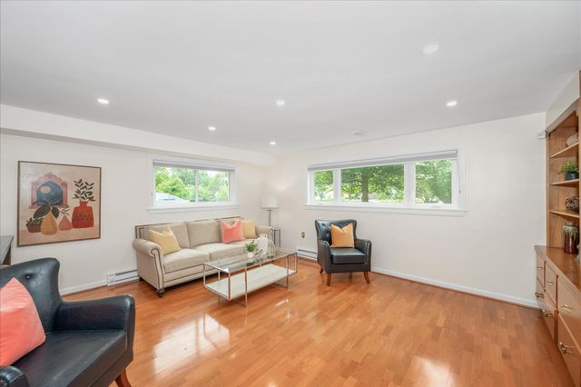 5602 HUNTINGTON PKWY, Bethesda, MD 20814