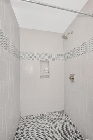 5602 HUNTINGTON PKWY, Bethesda, MD 20814