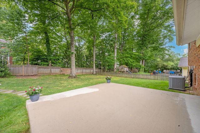 5602 HUNTINGTON PKWY, Bethesda, MD 20814