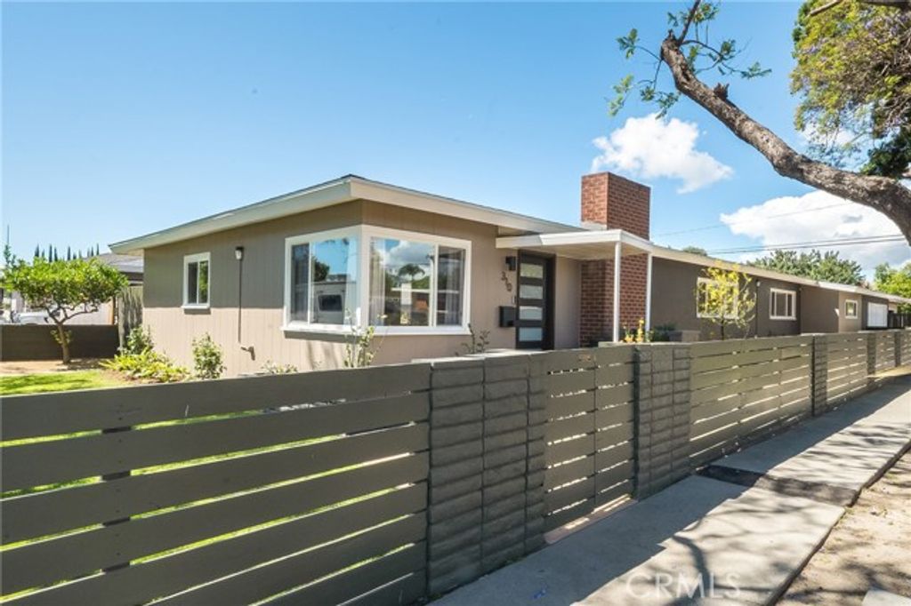 310 W 32nd, Long Beach, CA 90806