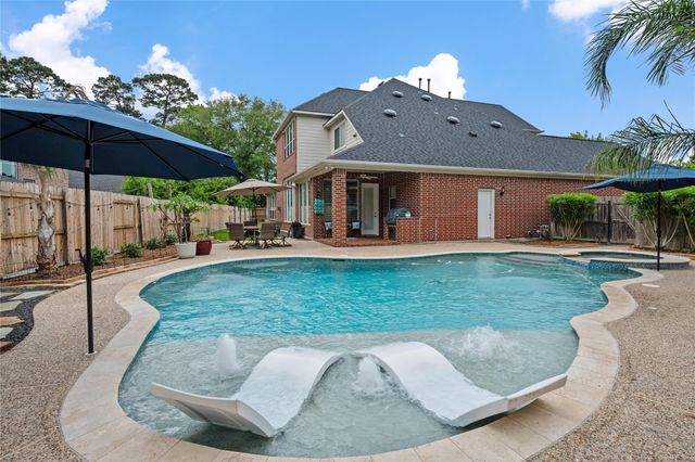 2227 Harvest Creek Court, Kingwood, TX 77345