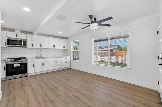 4707 Parker Ave, Sacramento, CA 95820