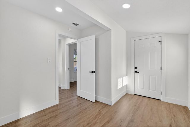 4707 Parker Ave, Sacramento, CA 95820