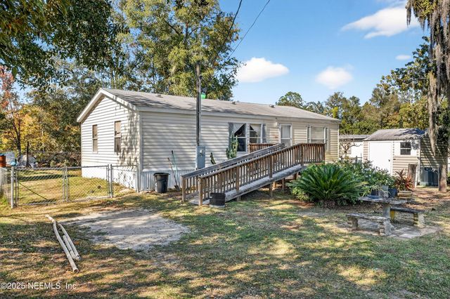 149 SPORTSMAN Road, Satsuma, FL 32189