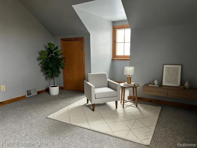 1127 Hoffman Avenue, Royal Oak, MI 48067