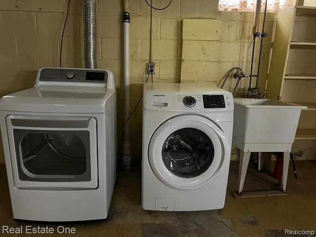 1127 Hoffman Avenue, Royal Oak, MI 48067