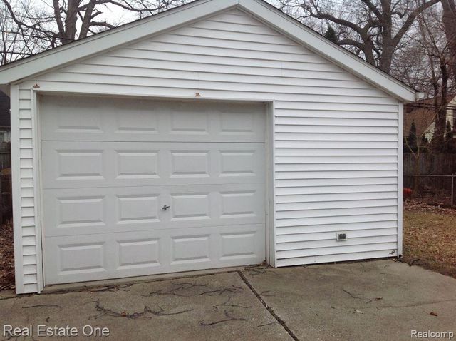 1127 Hoffman Avenue, Royal Oak, MI 48067