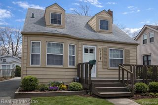 1127 Hoffman Avenue, Royal Oak, MI 48067