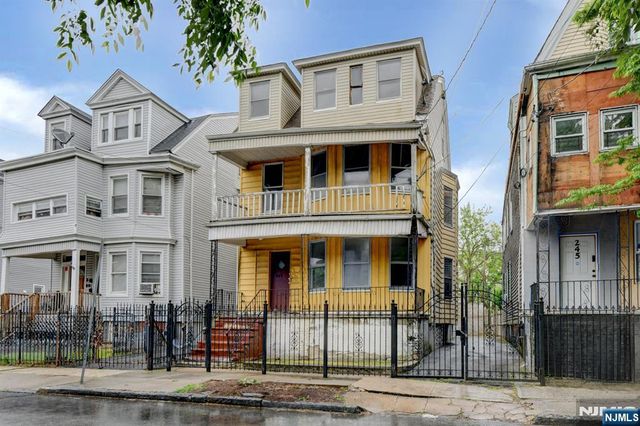 249 4th Street, Newark, NJ 07107