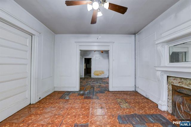 249 4th Street, Newark, NJ 07107