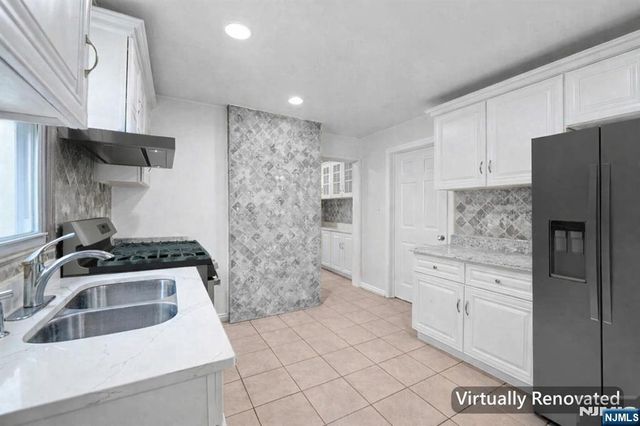 249 4th Street, Newark, NJ 07107