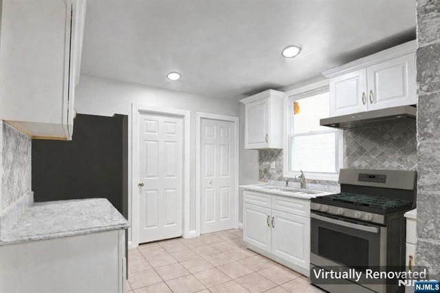 249 4th Street, Newark, NJ 07107