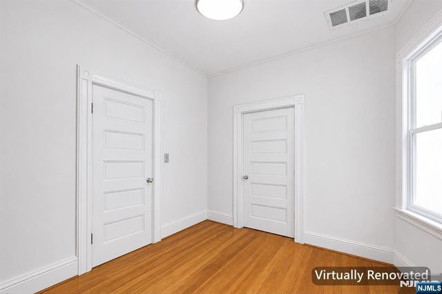 249 4th Street, Newark, NJ 07107
