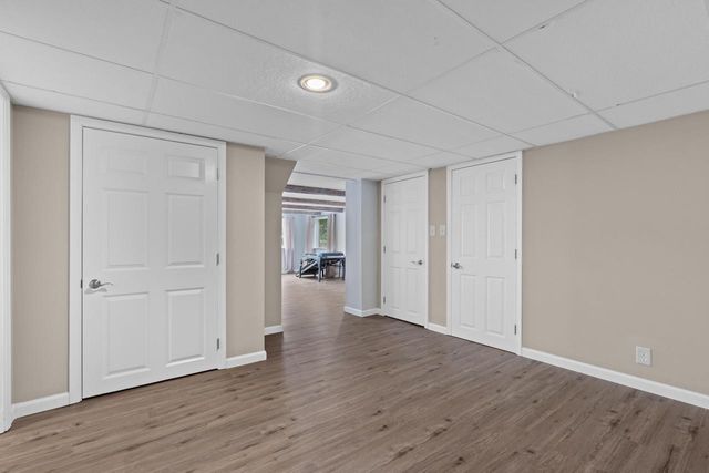 11456 N Solar AVENUE, Mequon, WI 53097
