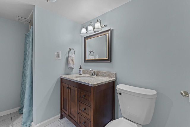 11456 N Solar AVENUE, Mequon, WI 53097