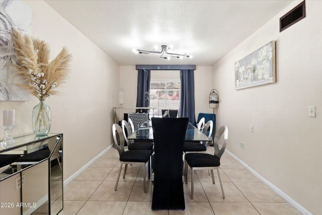 4601 W GOLDEN Lane, Glendale, AZ 85302