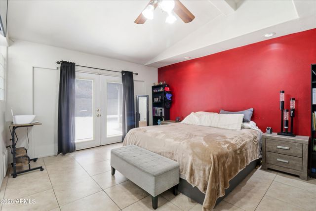 4601 W GOLDEN Lane, Glendale, AZ 85302