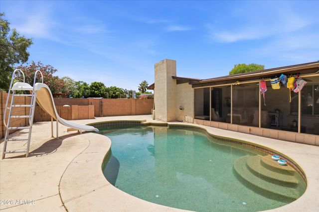 4601 W GOLDEN Lane, Glendale, AZ 85302
