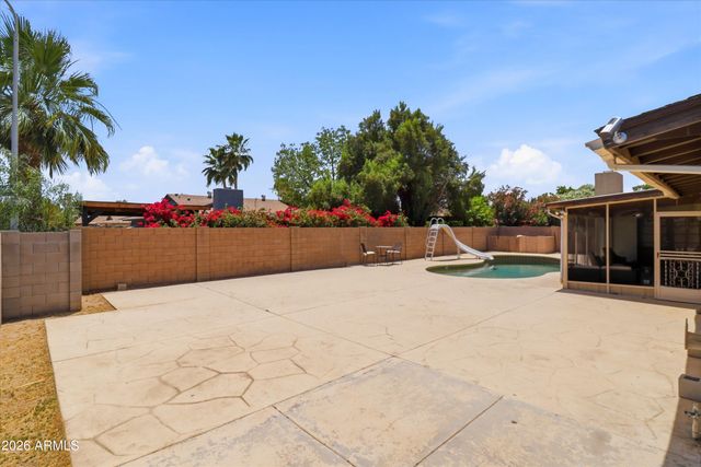 4601 W GOLDEN Lane, Glendale, AZ 85302