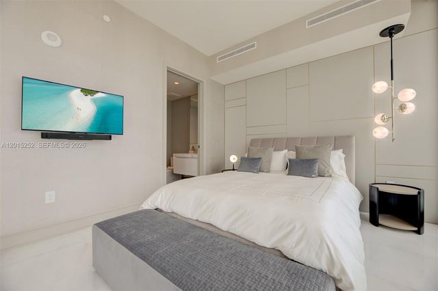17901 Collins Ave 3103, Sunny Isles Beach, FL 33160