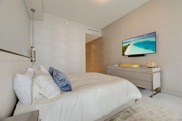 17901 Collins Ave 3103, Sunny Isles Beach, FL 33160