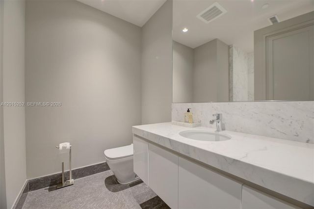 17901 Collins Ave 3103, Sunny Isles Beach, FL 33160