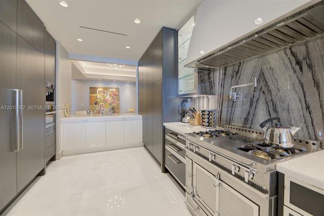 17901 Collins Ave 3103, Sunny Isles Beach, FL 33160