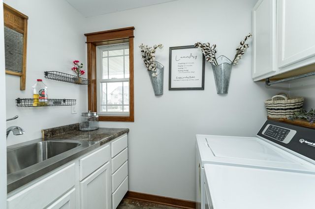 1308 4th Street NW, Kasson, MN 55944