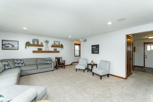 1308 4th Street NW, Kasson, MN 55944