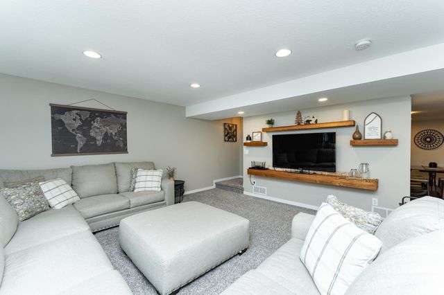 1308 4th Street NW, Kasson, MN 55944